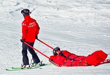 Zece apeluri pentru salvamontişti în ultimele 24 de ore, patru dintre ele pentru echipajele din Braşov / Cinci persoane au fost rănite

