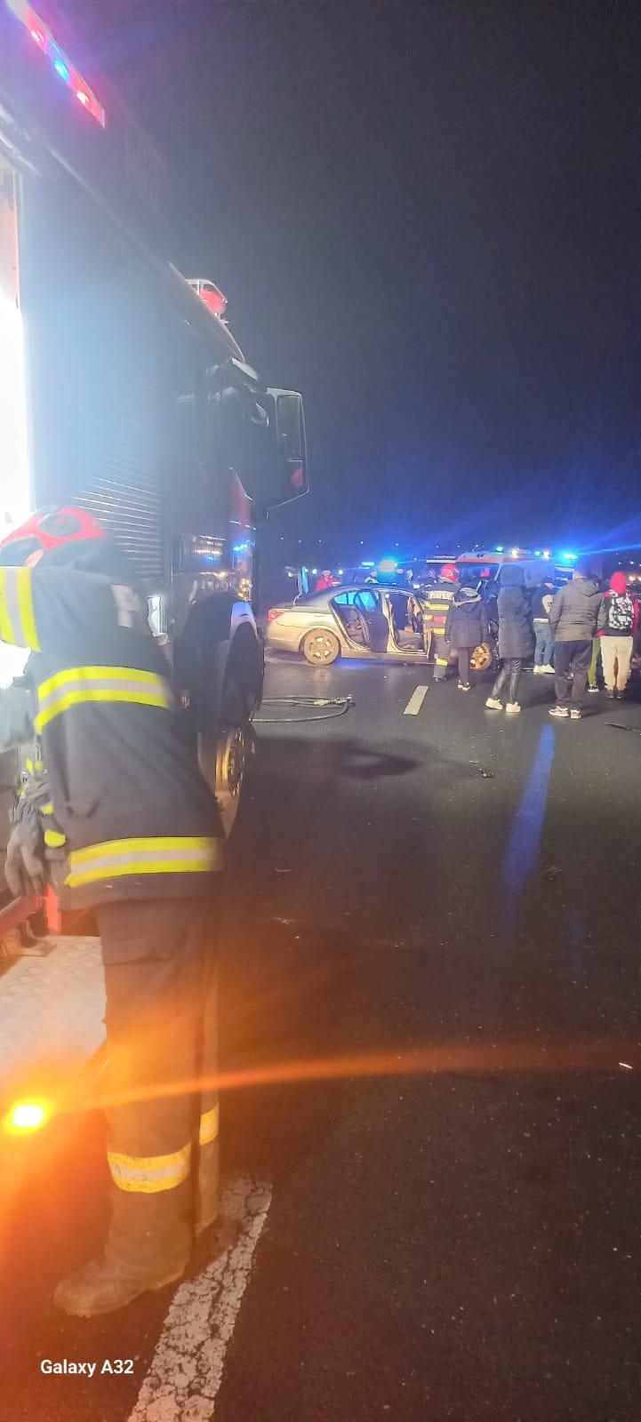 Accident rutier în judeţul Galaţi – Patru persoane au fost grav rănite, între care un copil de 7 ani care este în comă