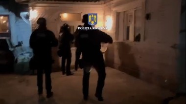 UPDATE IGPR - 15 percheziţii în patru judeţe în urma conflictului de stradă de la Urziceni, soldat cu moartea a două persoane/ Cinci persoane, duse la audieri - FOTO, VIDEO
