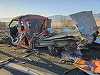 Trei angajaţi ai CNAIR, răniţi într-un accident produs pe autostrada A1/ Maşina în care se aflau şi care circula pe banda de urgenţă a fost izbită de un TIR