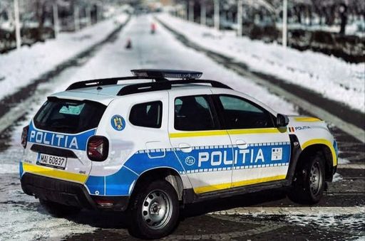 Focuri de armă trase de poliţiştii din Ilfov pentru a opri un şofer care nu s-a conformat semnelor agenţilor de circulaţie / Şoferul avea permisul suspendat


