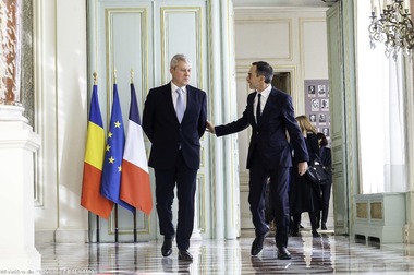 UPDATE - Cetăţean francez, urmărit internaţional după ce a evadat în urma unui atac armat şi considerat deosebit de periculos, prins la Bucureşti/ Predoiu: IGPR l-a localizat şi capturat în 48 de ore de la primirea informaţiei