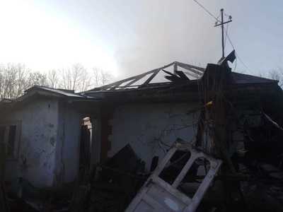 Galaţi: Un bărbat de 88 de ani a fost găsit mort într-o locuinţă cuprinsă de flăcări