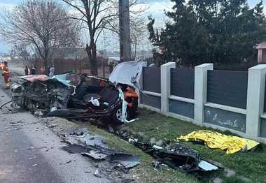 UPDATE - O femeie a murit şi alte două au fost rănite, într-un accident pe DN 2, în judeţul Buzău/ Trafic alternativ la Costeşti

