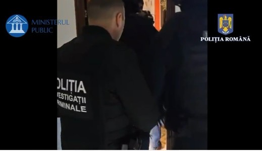 Percheziţii desfăşurate într-un dosar penal privind acţiuni împotriva ordinii constituţionale - VIDEO