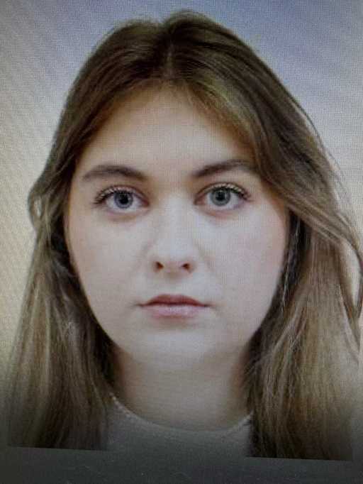 UPDATE - Timişoara: Studenta de la Facultatea de Medicină, dată dispărută, a mers la Poliţie spunând că a înnoptat pe câmp / Tânăra a plecat la facultate, dar nu s-a mai întors acasă