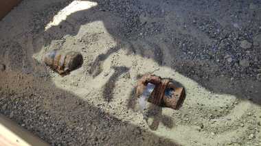 Neamţ: Grenade provenind din Al Doilea Război Mondial, descoperite pe un teren agricol. Muniţia a fost ridicată pentru a fi distrusă în siguranţă
