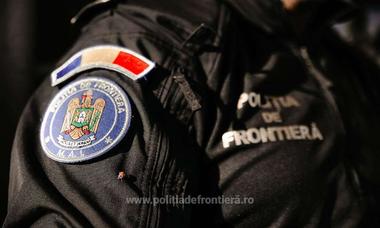 Aproximativ 20.000 de lire sterline, găsite în bagajul de mână al unui bărbat, pe Aeroportul Internaţional Timişoara/ El nu a putut justifica banii