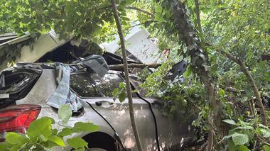 UPDATE - Tulcea: Un camion înmatriculat în Ucraina şi două autoturisme, implicate într-un accident/ Şoferul camionului a murit/ Un adult şi un copil, transportaţi la spital/ Traficul pe DN 22, blocat complet - FOTO, VIDEO