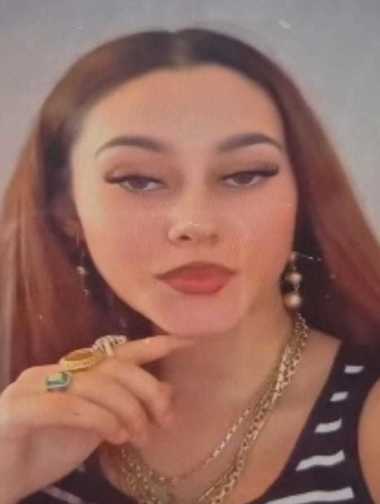 Gorj: Fată de 13 ani, dată dispărută după ce a plecat în cursul nopţii de la locuinţa bunicului său. Primele date arată că un autoturism o aştepta în faţa porţii