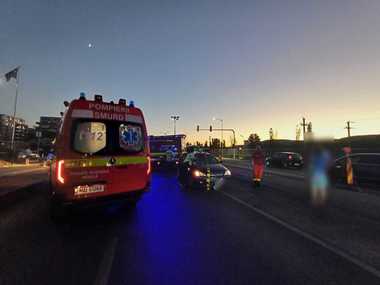 UPDATE - Fetiţă de 12 ani, grav rănită într-un accident rutier produs în judeţul Cluj / A fost lovită pe trecerea pentru pietoni