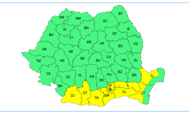 Cod galben de caniculă, până joi dimineaţă, în jumătatea sudică a Olteniei şi a Munteniei, precum şi în Dobrogea continentală / Temperaturile în timpul zilcei vor depăşi 37 de grade / Marţi după-amiază, instabilitate atmosferică în mai multe judeţe