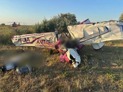 Accident aviatic în zona Gura Portiţei – Un avion de mici dimensiuni cu două persoane la bord s-a prăbuşit / Victimele nu au putut fi salvate - FOTO

