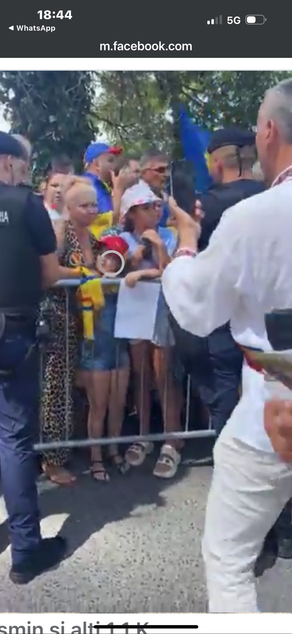 Jandarmii, acuzaţi că au împins cu gardurile de protecţie mai mulţi copii, la sediul IPJ Ilfov unde s-au strâns susţinători ai lui Călin Georgescu: Nicio bază legală nu permite extragerea minorilor din mulţime/ Nicio persoană nu a fost atacată sau rănită