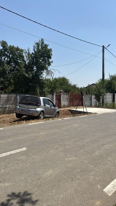 Dolj: Fetiţă de trei ani, moartă într-un accident rutier. Copila a ieşit în stradă şi a fost lovită de o maşină