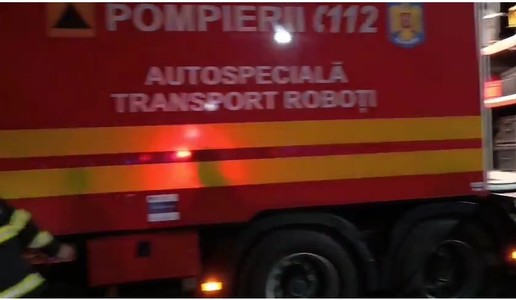 UPDATE - Alba - Incendiu în hala cu muniţie a Fabricii de arme Cugir/ Autorităţile au emis mesaj RO-ALERT / Incendiul a fost lichidat în jurul orei 8.00 / Reacţia ministrului Economiei  / Ministrul merge la Cugir - FOTO, VIDEO