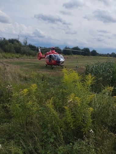 UPDATE - Sibiu: Un bărbat şi un copil, în stop cardio-respirator după ce s-ar fi electrocutat, într-o piscină gonflabilă/ Victimele nu au răspuns manevrelor de resuscitare, fiind declarat decesul 