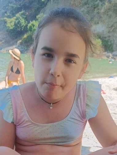 UPDATE - Fetiţă de 9 ani din judeţul Dâmboviţa, căutată după ce a dispărut de pe o plajă din Năvodari/ Ea a fost găsită în Mamaia