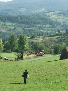 Un bărbat a căzut cu parapanta în zona localităţii Arieşeni

