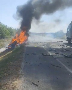 Timiş: Şofer găsit carbonizat într-o maşină care s-a ciocnit cu un TIR, pe centura municipiului Lugoj/ Traficul este blocat