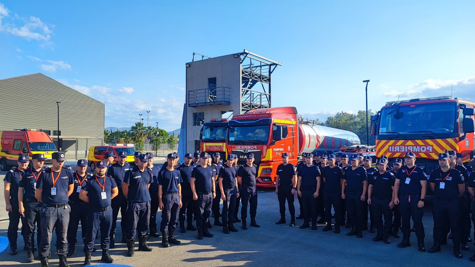 IGSU - Al doilea contingent format din 40 de pompieri români a ajuns în Grecia 