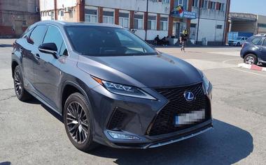 Autoturisme estimate la o valoare de 165.000 de euro, căutate de autorităţi europene, descoperite în Portul Constanţa