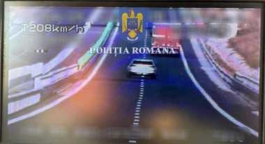 Şofer prins conducând cu 208 kilometri pe oră pe un drum expres din judeţul Dolj
