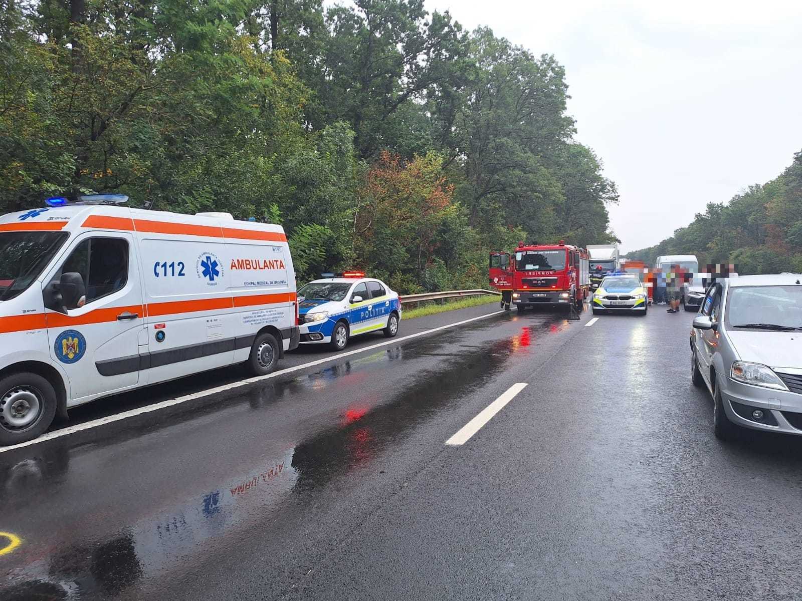 Giurgiu: Doi tineri au murit după ce au fost loviţi de un autotren, pe A1 Bucureşti-Piteşti
