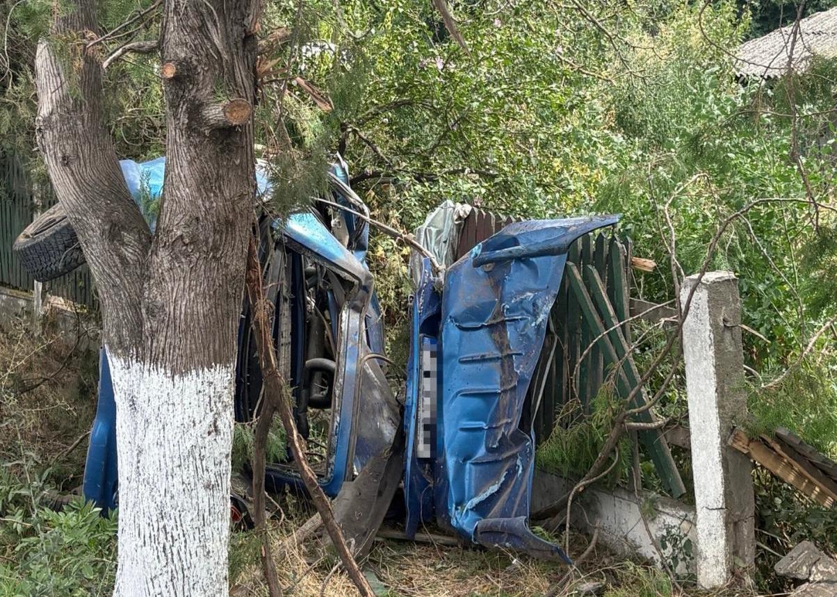 Ialomiţa: Adolescent de 16 ani mort într-un accident provocat de un tânăr care nu avea permis auto/ Acesta a fost grtav rănit