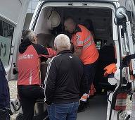 Şapte ucraineni au fost salvaţi din Munţii Maramureşului de către salvamontişti şi poliţişti de frontieră de la Valea Vişeului/ Unul dintre ei, rănit la genunchi, a fost predat unui echipaj medical/ Misiunea a durat patru ore - VIDEO, FOTO