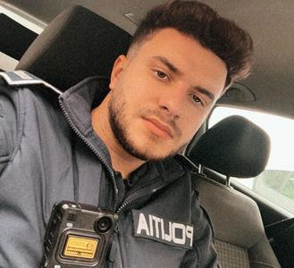 Poliţistul Marian Godină a făcut publice numele şi imaginea poliţistului care a intervenit în cazul livratorului străin lovit pe o stradă din Capitală de un tânăr de 20 de ani / Reacţiile internauţilor