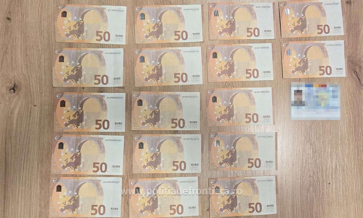 Bancnote de 50 de euro false, găsite la un bărbat pe Aeroportul Henri Coandă