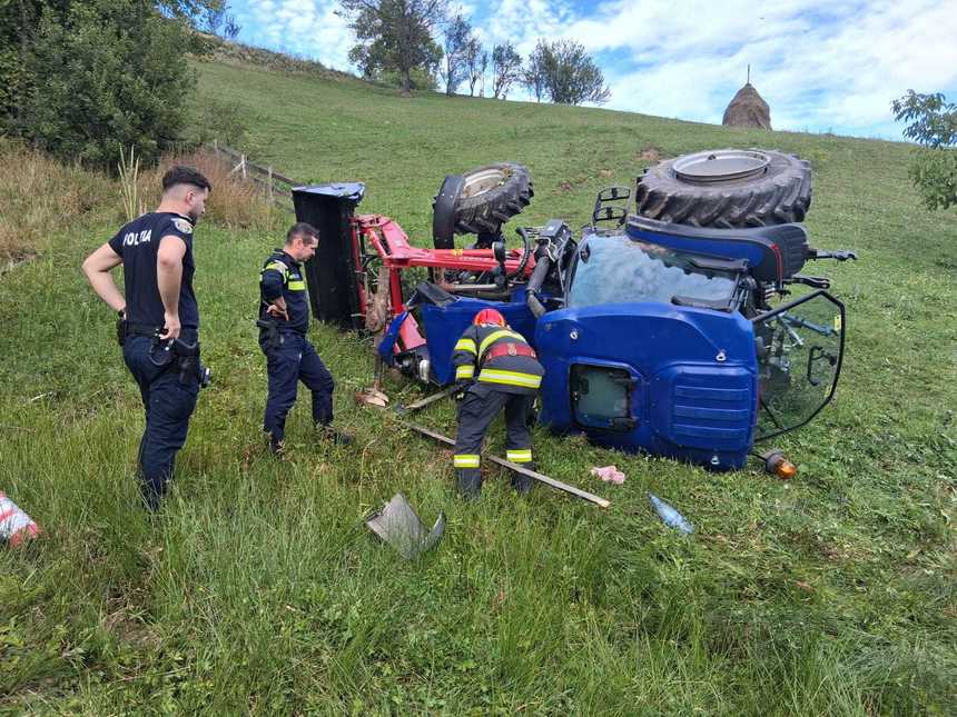 Alba: Elicopter SMURD solicitat pentru salvarea unui tânăr de 25 de ani surprins sub un tractor / Victima este în stop cardio-respirator