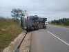 Accidente de circulaţie în judeţele Iaşi, Bacău şi Constanţa  - O persoană a murit şi alta este încarcerată, dar conştientă / Mărfuri împrăştiate pe carosabil


