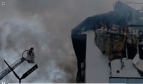 UPDATE - Prahova - Incendiu la un hotel din Tătărani/ Două tinere au fost găsite carbonizate / În 16 septembrie, fusese închis pentru deficienţe privind apărarea împotriva incendiilor/ Posibila cauză a incendiului - FOTO, VIDEO