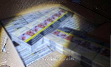 Aproape 560.000 de pachete de ţigări, în valoare de peste 16 milioane de lei, găsite de poliţiştii de frontieră din Dolj în două camioane
