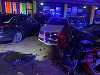 UPDATE - Accident în parcarea unui complex sportiv din Satu Mare. Un şofer a lovit mai multe autoturisme. El a fost dus la spital, fiind rănit/ Bărbatul era sub influenţa alcoolului - FOTO
