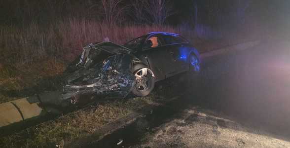 UPDATE - Accident grav la graniţa judeţelor Galaţi şi Vaslui - O persoană a murit şi două au fost rănite / Cum s-a produs evenimentul / Starea victimelor - FOTO, VIDEO