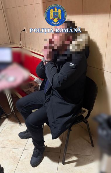 Iaşi: Fostul avocat acuzat că şi-a omorât iubita, după ce a aruncat-o de la etajul şase, a fost prins de poliţişti şi dus în Penitenciar. Magistraţii Înaltei Curţi i-au menţinut condamnarea la 23 de ani de închisoare