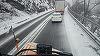 UPDATE - Infotrafic: Se circulă în condiţii de ninsoare abundentă pe Autostrada A1 Sibiu – Deva, cu depuneri de zăpadă carosabil/ Pe DN 7 Râmnicu Vâlcea – Sibiu, se circulă îngreunat din cauza unui camion staţionat pe şosea