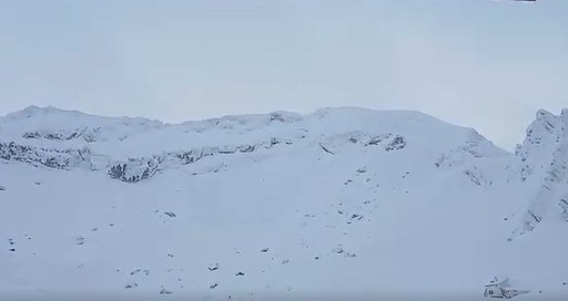 Avalanşă de mari dimensiuni, declanşată accidental de doi schiori în Munţii Făgăraş, zona Bâlea Lac / Ei au scăpat fără leziuni fizice, reuşind să se retragă în siguranţă