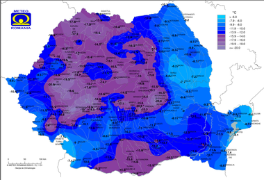 ”Experiment” al jandarmilor montani din Harghita, la -17 grade / Apa s-a transformat în gheaţă în câteva secunde – VIDEO