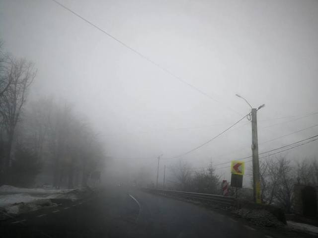 Atenție la trafic: Ceața dense afectează vizibilitatea în Brăila, Giurgiu, Olt și Teleorman!