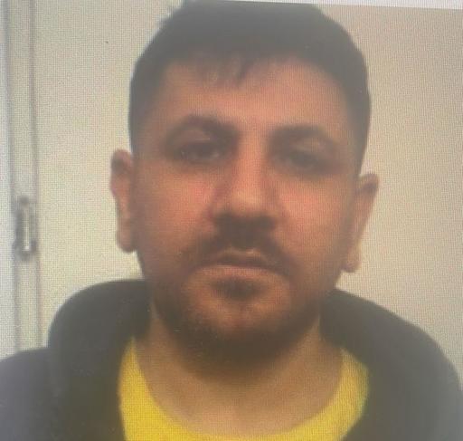 UPDATE - Un turc închis la Rahova pentru uciderea unui poliţist nu a mai revenit în penitenciar după permisia pe care a avut-o între 23 şi 26 ianuarie/ Bărbatul nu a fost găsit la locuinţa din Voluntari, fiind căutat/ Precizările Penitenciarului Rahova