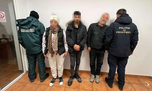 Poliţia de Frontieră - Trei cetăţeni din Iran, Turcia şi Maroc care voiau să ajungă în state din vestul Europei, prinşi la Calafat. Ei se aflau într-o maşină condusă de un român - FOTO