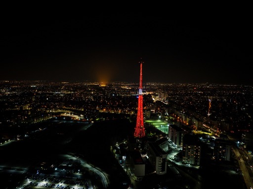 Ziua Europeană a Numărului unic de urgenţă 112 - Peste 140 de clădiri iluminate în roşu miercuri seară / Palatul Cotroceni, Palatul Parlamentului, Primăria Capitalei şi Arcul de Triumf, între clădirile iluminate - LISTA



