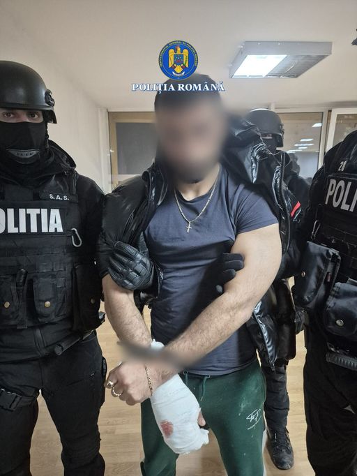 Bărbat mort într-o locuinţă din comuna Floreşti – Anchetatorii au prins un suspect în judeţul Mureş / Tânărul de 26 de ani a lovit victima în mod repetat cu un calorifer electric apoi a furat bani şi bijuterii / Procurorii cer arestarea