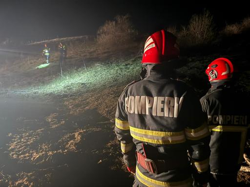 UPDATE - Noi atacuri cu drone în Ucraina, la graniţa cu România – Dronă prăbuşită la 2 km de localitatea Parcheş, în afara zonei locuite / S-a produs un incendiu / Nu s-au raportat victime / Zona, securizată / Apeluri la 112 - FOTO
