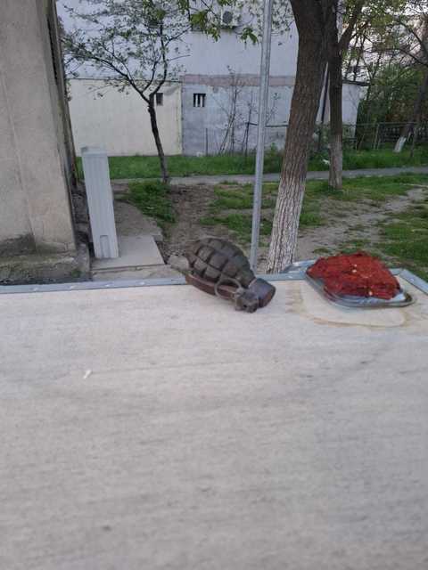 Grenadă din Al Doilea Război Mondial, descoperită pe bulevardul Siderurgiştilor din Galaţi - FOTO
