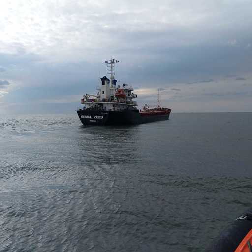 Marinar indian cu probleme medicale, preluat de un echipaj ARSVOM din rada exterioară a Portului Sulina şi adus la ţărm